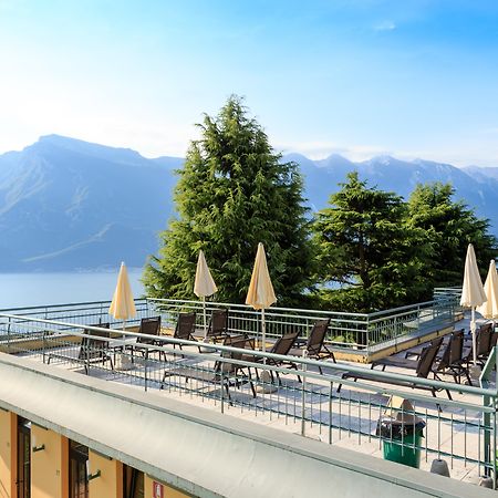 Hotel Cristina Limone sul Garda Esterno foto