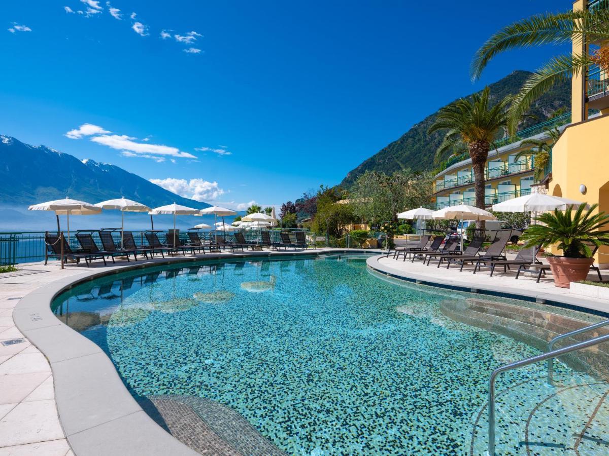 Hotel Cristina Limone sul Garda Esterno foto