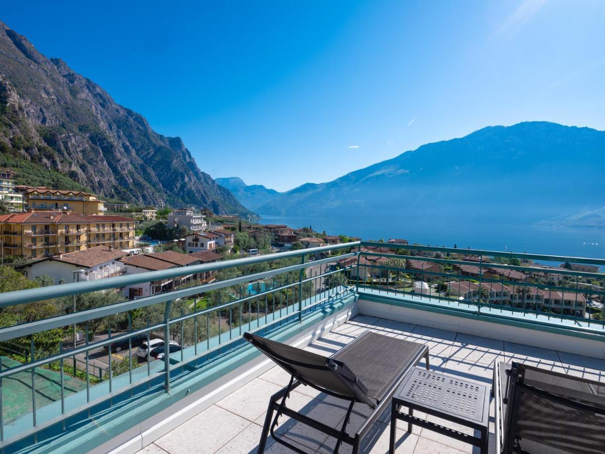 Hotel Cristina Limone sul Garda Esterno foto