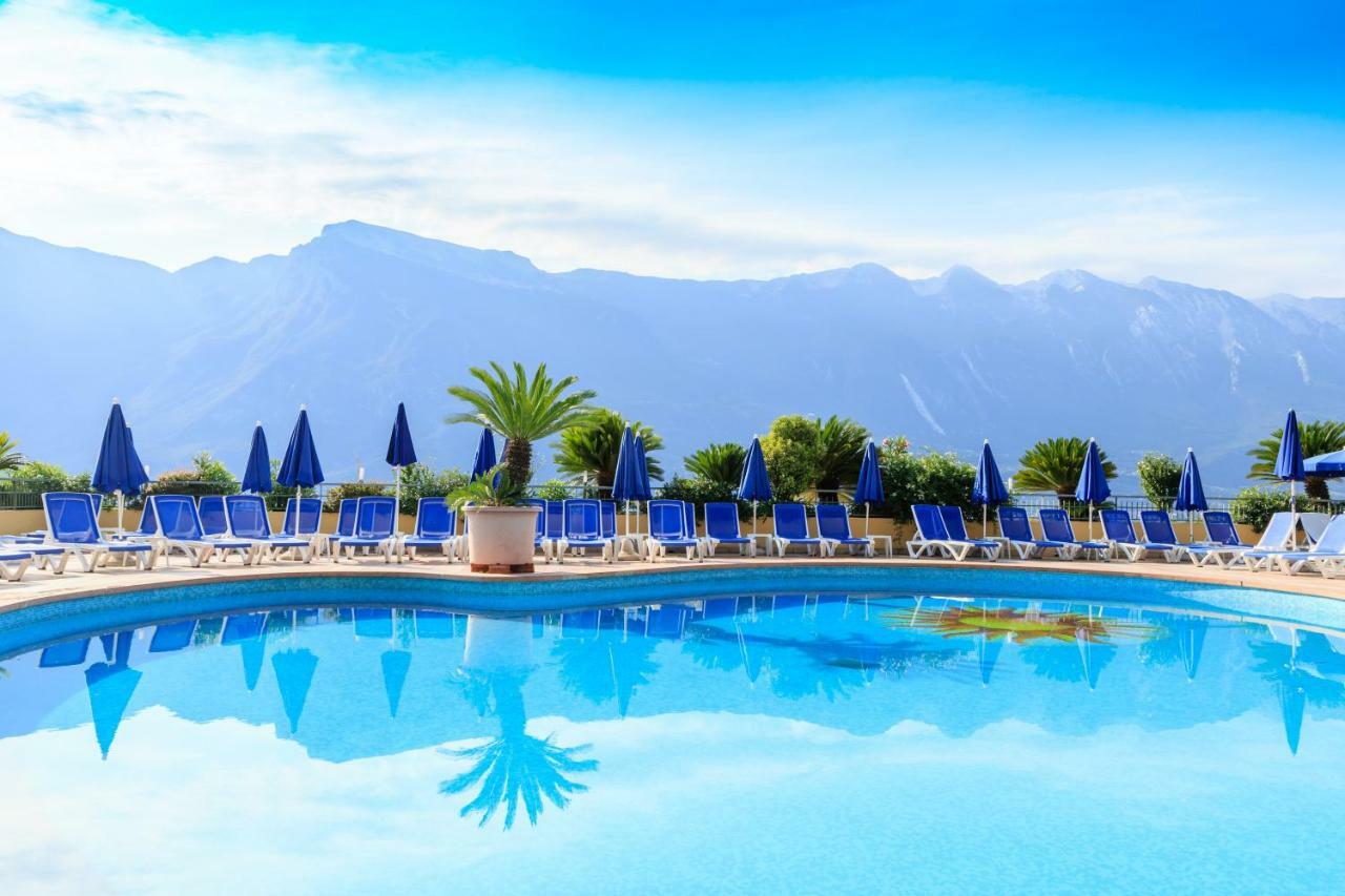 Hotel Cristina Limone sul Garda Esterno foto